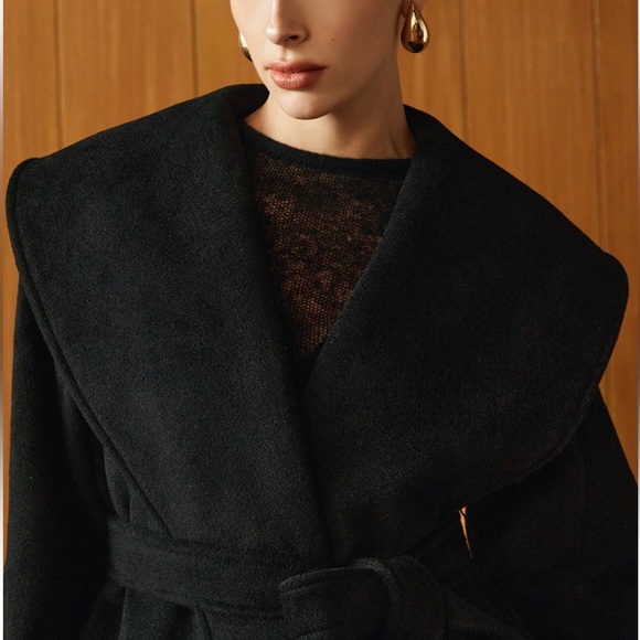 NEW Large Collar Belted Coat by Commense - Picture 3 of 9